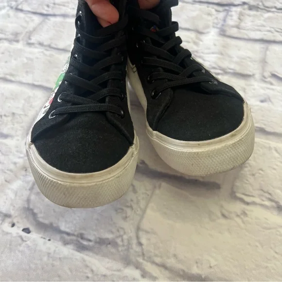 Mario Kart Boys’ High Top Sneakers,‎ Sizes 12 - Picture 7 of 17
